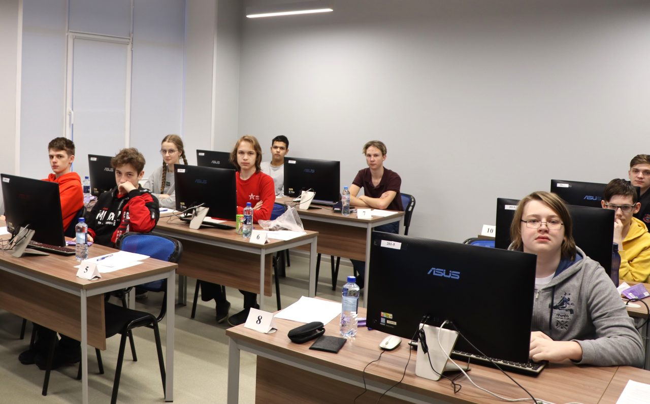 20 и 22 января на Вологодчине состоялись состязания регионального этапа всероссийской олимпиады школьников по информатике